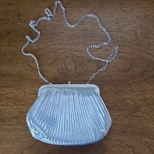 Elegant Silver Chain Clutch